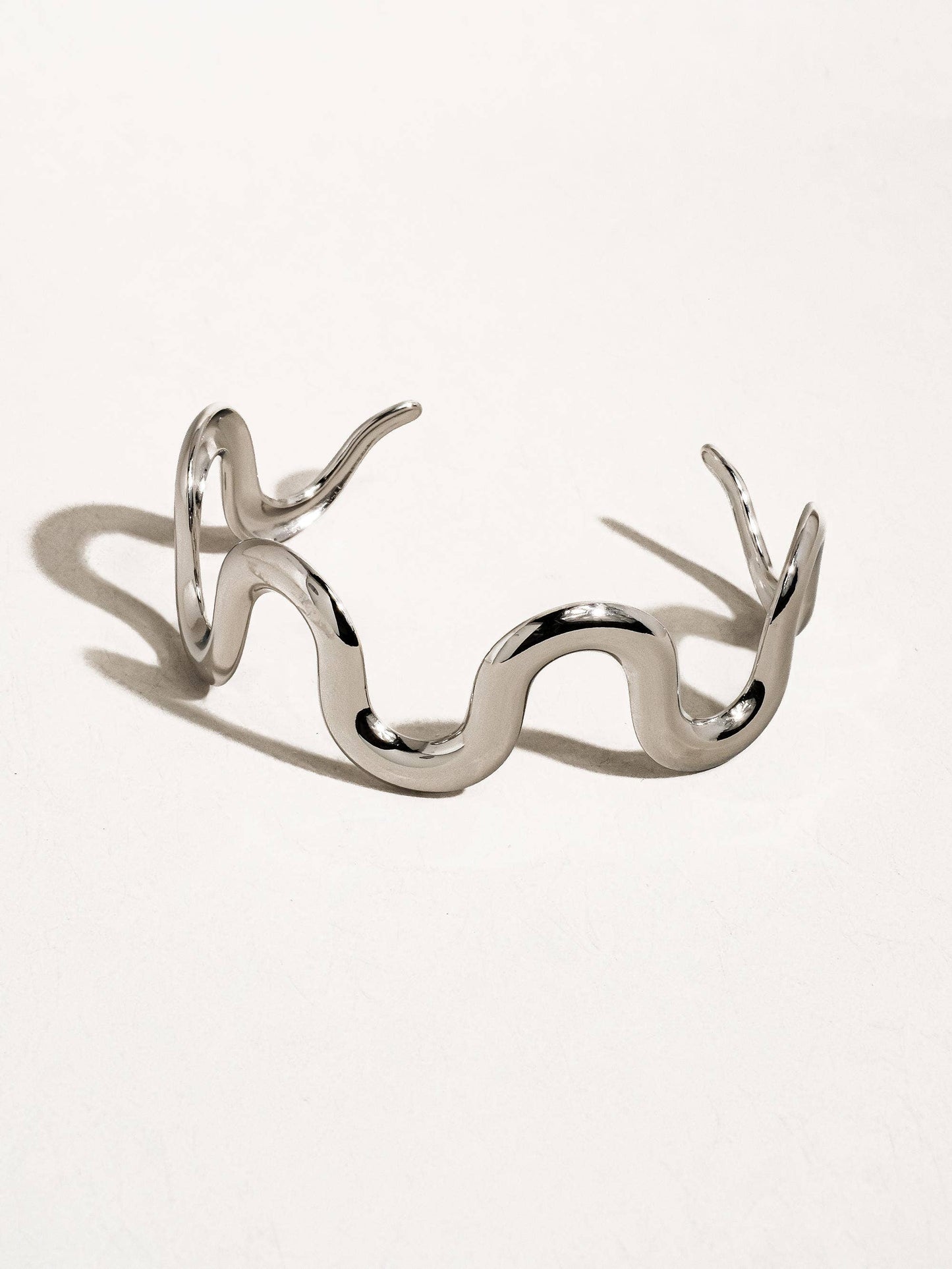 18K Gold Non-Tarnish Wavy Bold Statement Bracelet: Silver