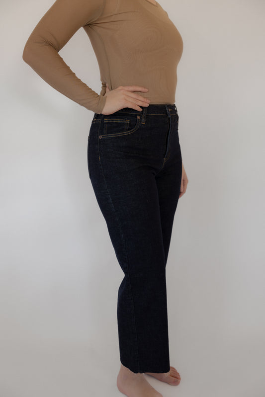 The Elizabeth Mesh in Taupe