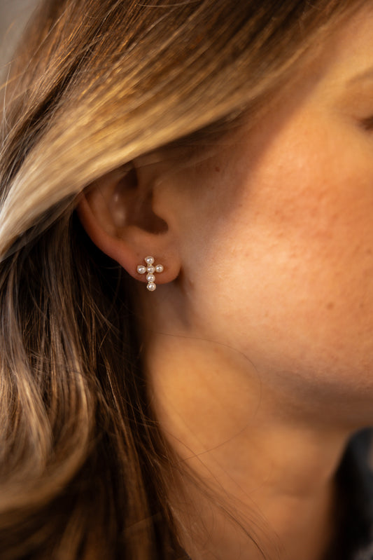 Cruz Mini Pearl Stud Earrings